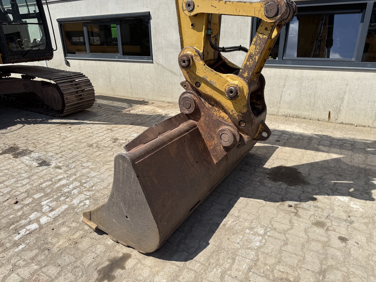 2011 Caterpillar 320DL